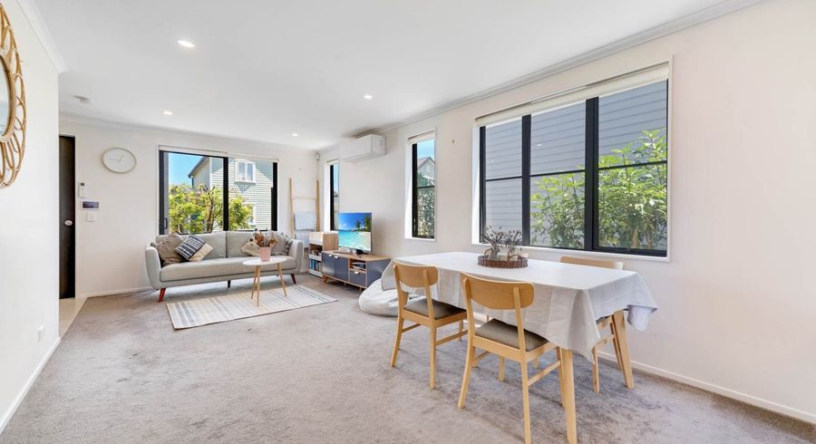  at 7 Saddleback Crescent, Papakura, Papakura, Auckland