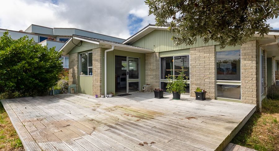  at 41 Manuka Street, Otaki Beach, Otaki