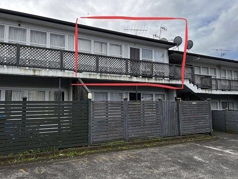  at 8/11 Tawera Drive, Greenlane, Auckland City, Auckland