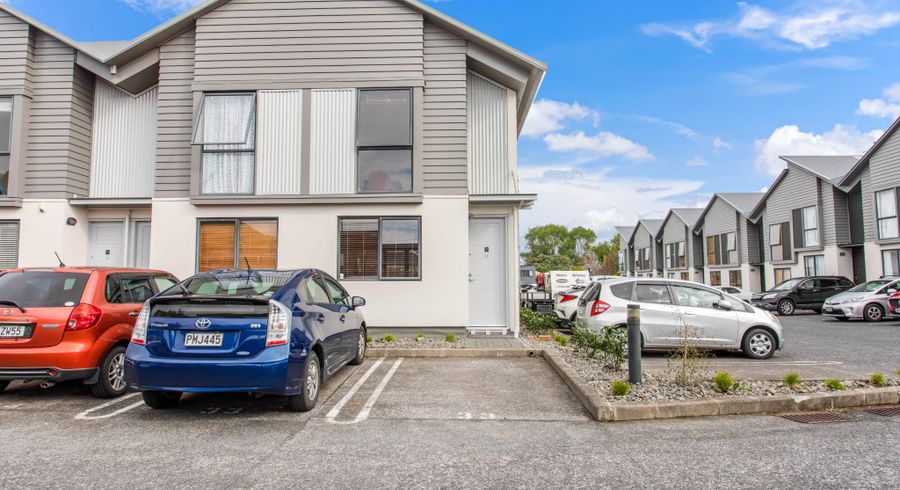  at 33/51 Ireland Road, Panmure, Auckland