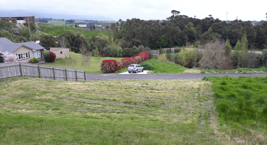  at 22 La Lena Grove, Fitzherbert, Palmerston North