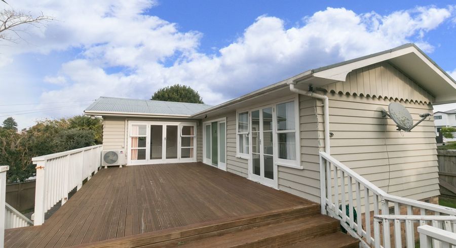  at 86 Moa Road, Point Chevalier, Auckland City, Auckland