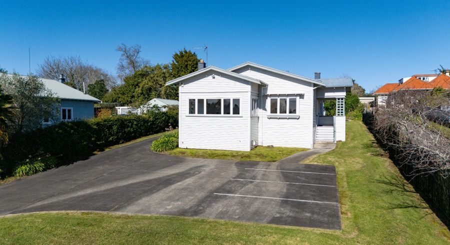  at 16 Boundary Road, Claudelands, Hamilton, Waikato