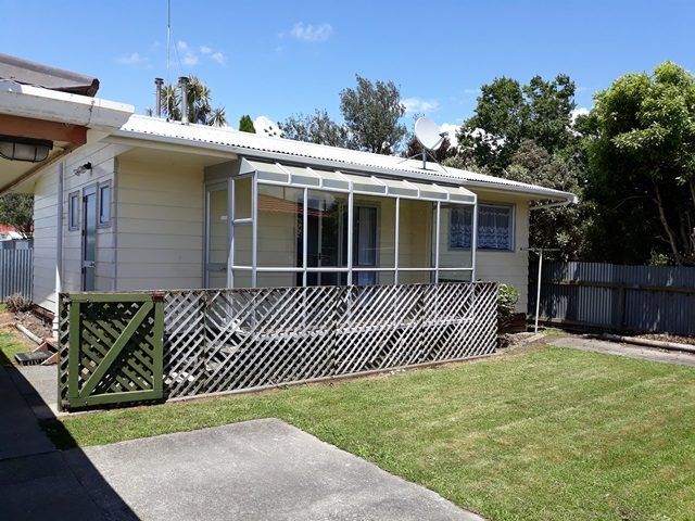  at 15a Lancaster Street, Highbury, Palmerston North, Manawatu / Whanganui