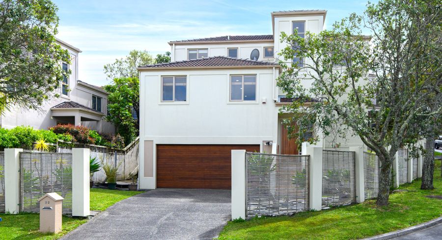  at 25 Belle Verde Drive, Sunnynook, Auckland