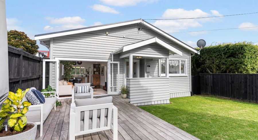  at 1/14 Mahara Avenue, Birkenhead, Auckland