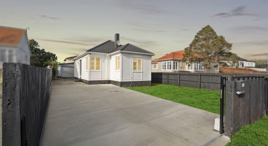  at 12 Jessop Street, Mount Roskill, Auckland City, Auckland