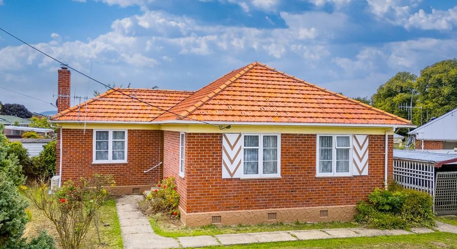  at 4 Dash Street, Waimate, Waimate