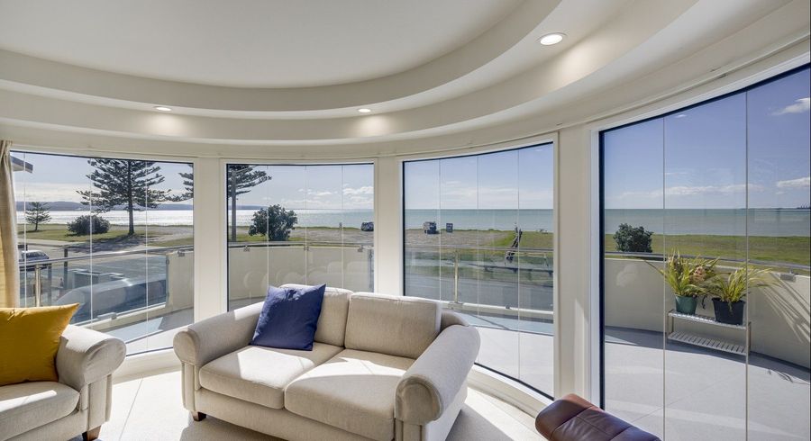  at 24 The Esplanade, Westshore, Napier, Hawke's Bay