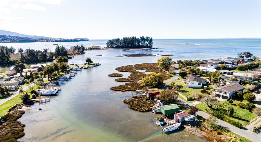  at 32 Wharf Road, Riwaka, Motueka