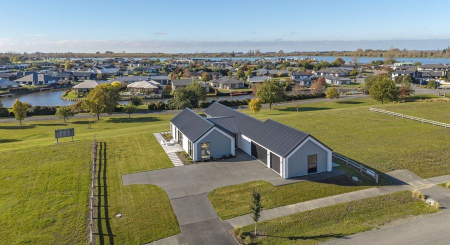  at 14 Village Green Drive, Huntingdon, Ashburton, Canterbury