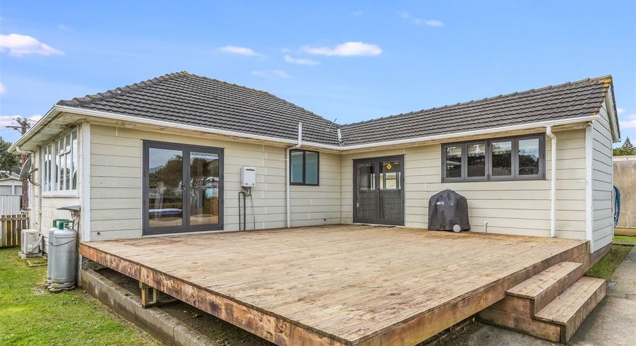  at 14 Stevens Crescent, Ranui, Porirua