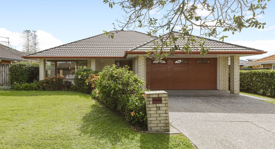  at 10 Norm Pellow Drive, Manurewa, Auckland