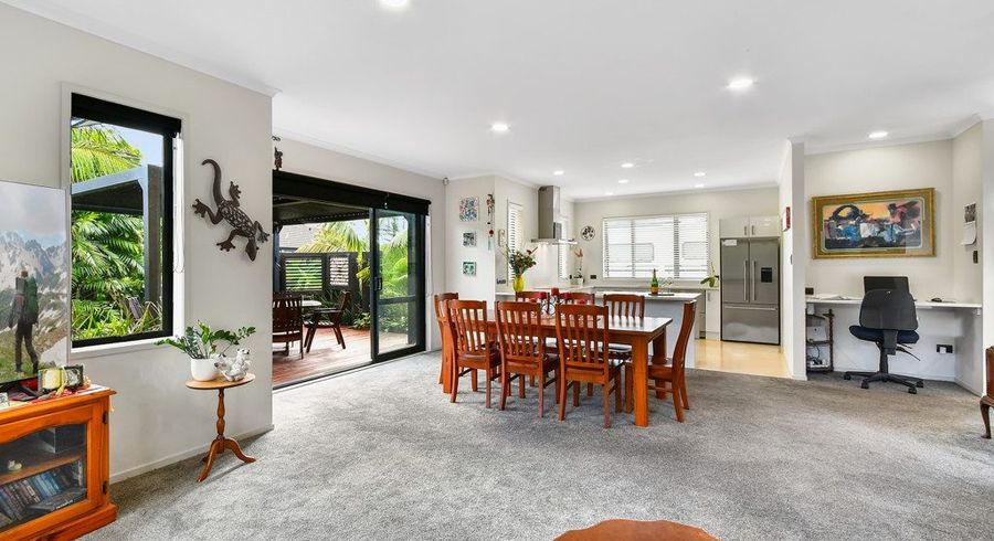  at 27 Searle Drive, Patumahoe, Franklin, Auckland