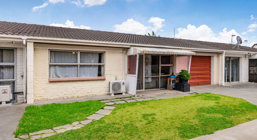  at 2/8 Allenby Road, Papatoetoe, Manukau City, Auckland