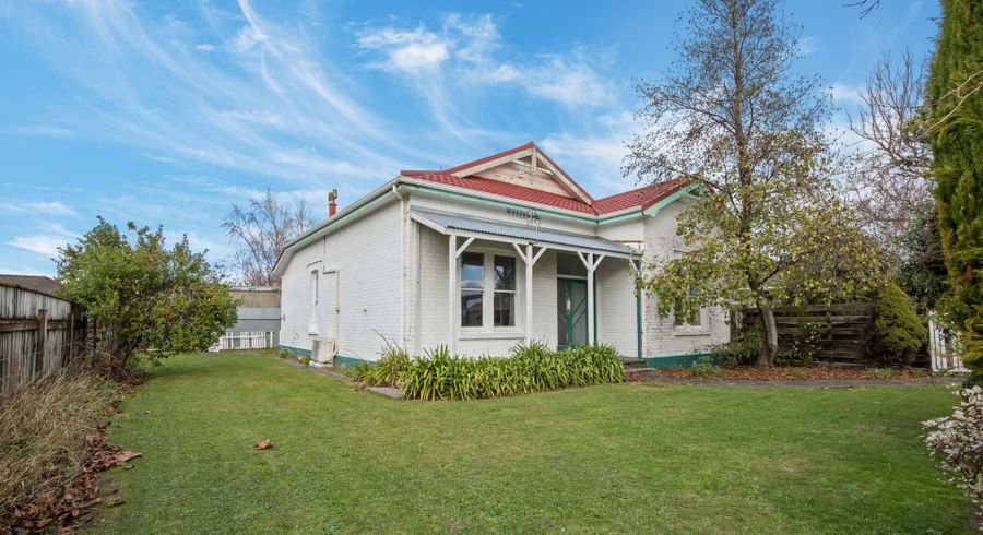  at 624 Featherston Street, Roslyn, Palmerston North