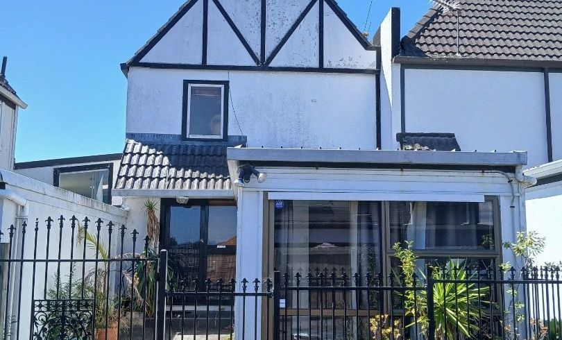  at 2/64 Park Avenue, Papatoetoe, Manukau City, Auckland