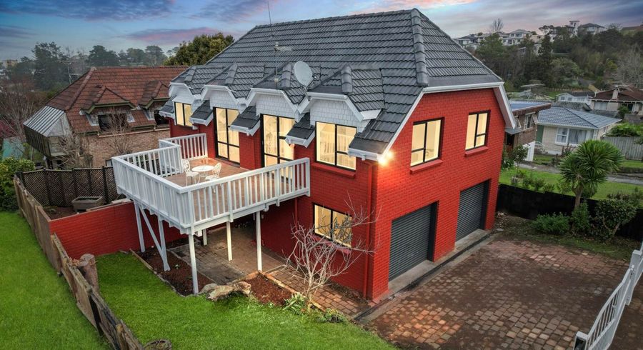 at 31A Girrahween Drive, Totara Vale, North Shore City, Auckland