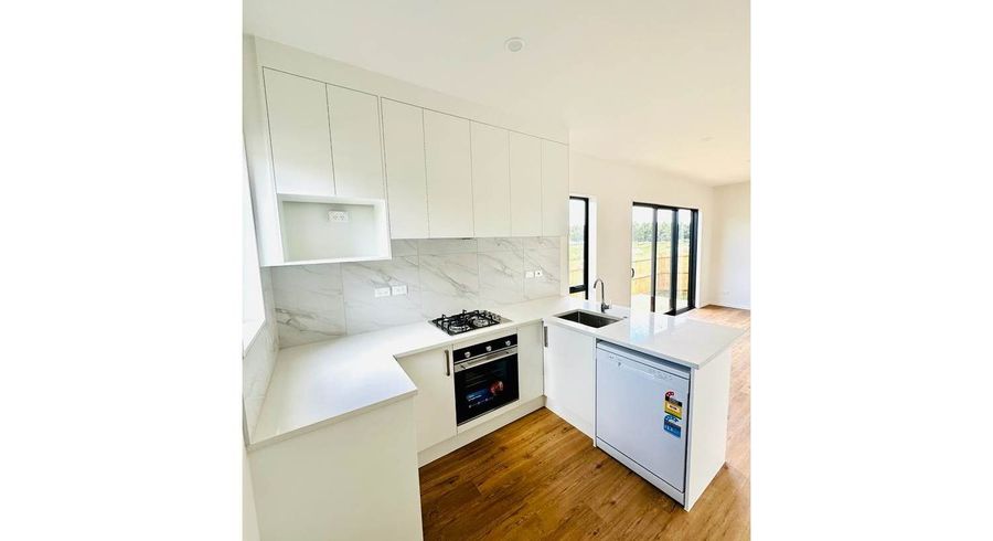  at 58 Picturesque Drive, Flat Bush, Manukau City, Auckland