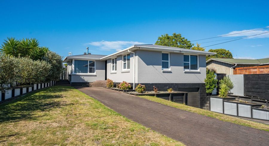  at 4 Tamatea Road, Taupo
