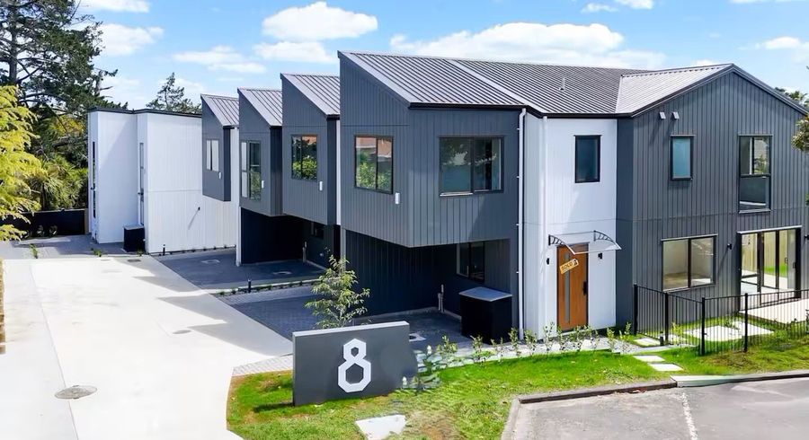 at 8 Nedlands Place, Burswood, Manukau City, Auckland
