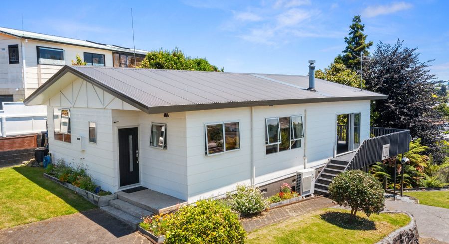  at 7 Nicolas Place, Judea, Tauranga