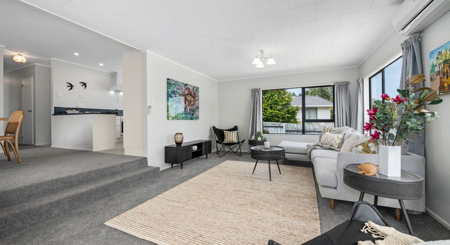  at 3 Monarch Grove, Maoribank, Upper Hutt