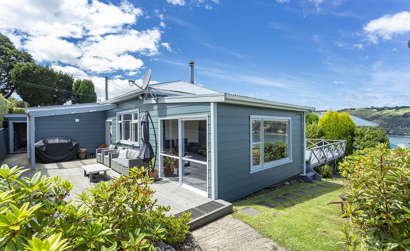  at 15 Manuka Street, Ravensbourne, Dunedin