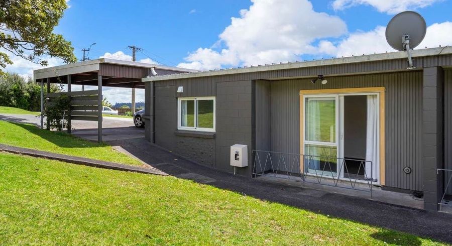  at 1/143 Birkdale Road, Birkdale, Auckland