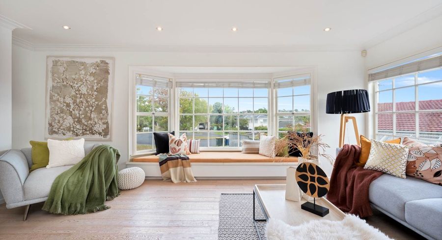  at 16 Munstead Place, Hillcrest, Auckland