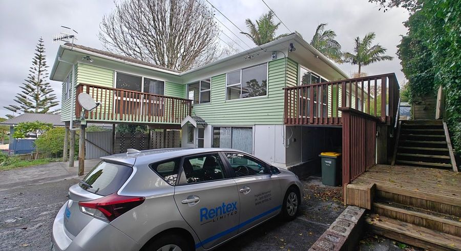  at 214 Forrest Hill Road, Forrest Hill, North Shore City, Auckland