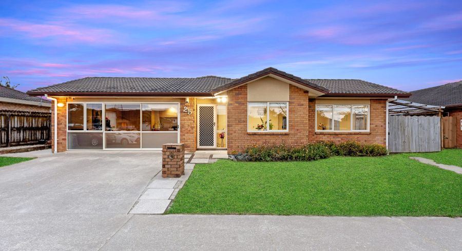  at 25 Carrick Glen Avenue, Flat Bush, Auckland