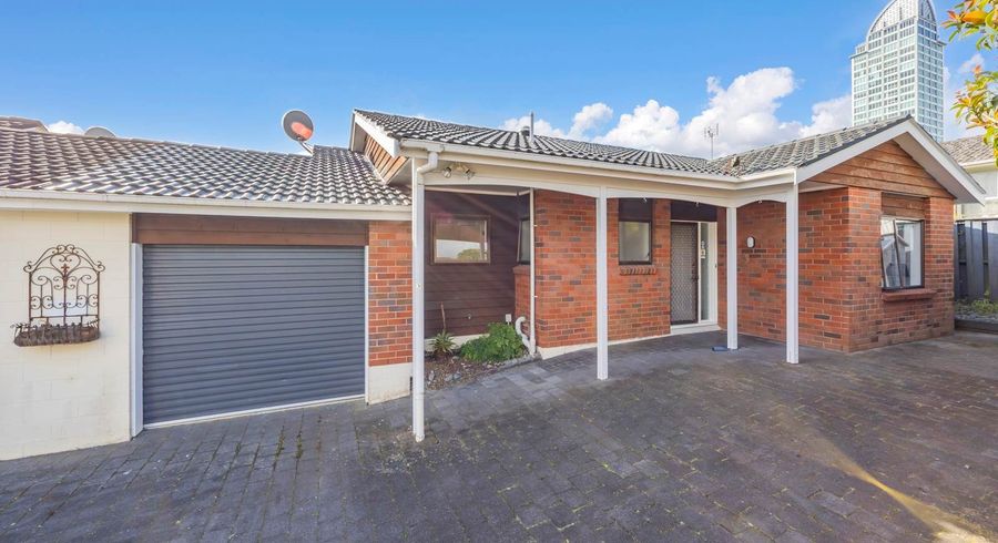  at 3/27 Byron Avenue, Takapuna, North Shore City, Auckland