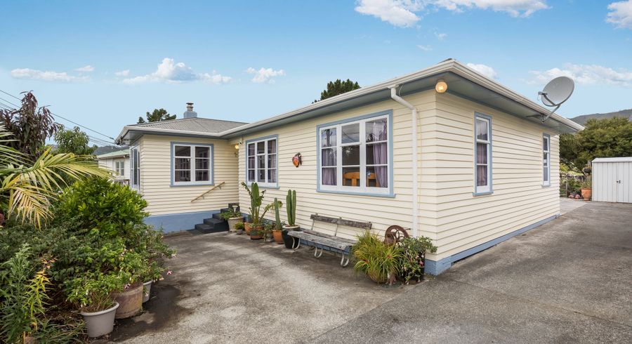  at 27 Amundsen Grove, Stokes Valley, Lower Hutt