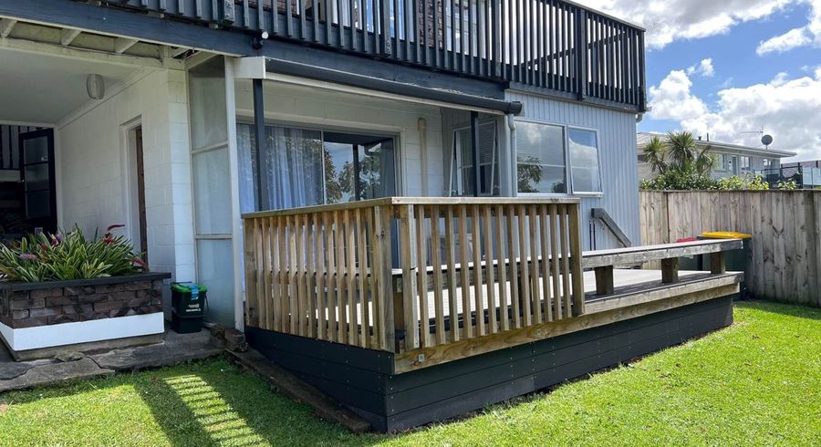  at 41 Manhattan Heights, Glendene, Waitakere City, Auckland