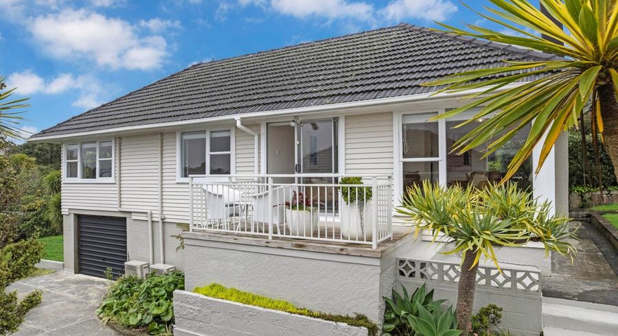  at 7 Limmer Place, Browns Bay, North Shore City, Auckland