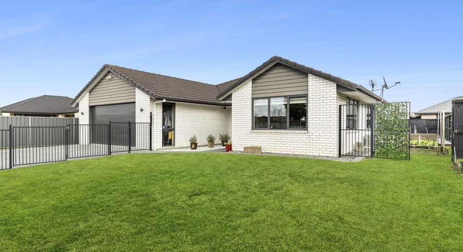  at 73 Moonlight Drive, Rototuna, Hamilton, Waikato