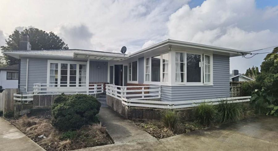  at 22 Geneva Place, Blockhouse Bay, Auckland