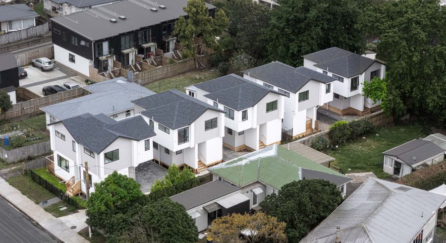  at 29 Harrington Road, Henderson, Waitakere City, Auckland