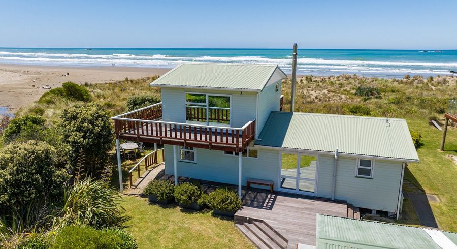  at 97 Blue Pacific Parade, Riversdale Beach