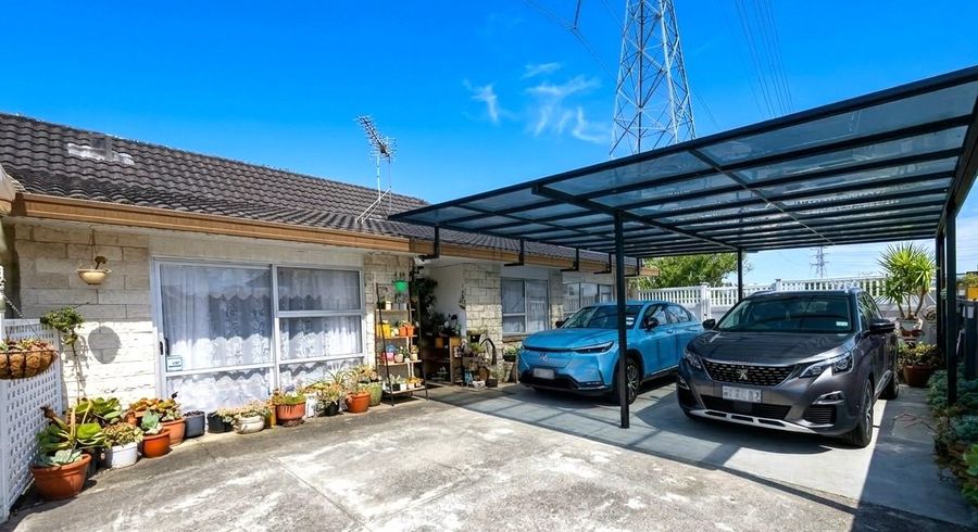  at 2/17 Berwyn Avenue, Takanini, Papakura, Auckland
