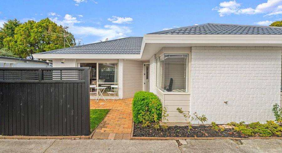  at 25A Harbour View Road, Point Chevalier, Auckland City, Auckland