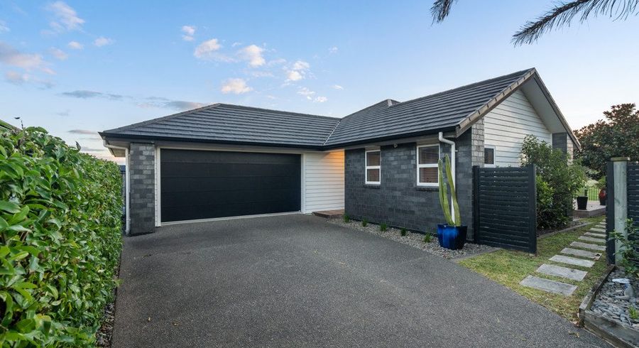  at 14 Celmisia Retreat, Papamoa Beach, Tauranga, Bay Of Plenty