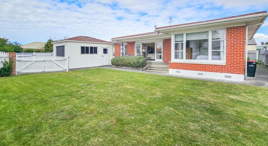  at 4 Harpham Street, Taradale, Napier, Hawke's Bay