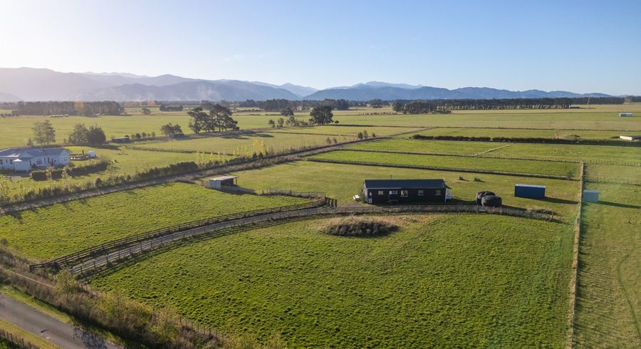  at 90 Settlement Road, Morison Bush, Greytown