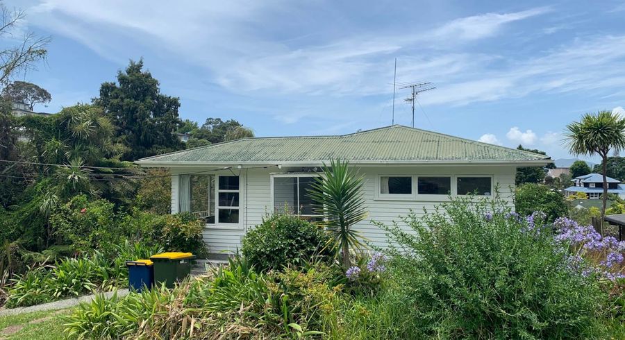  at 44 Parr Terrace, Castor Bay, Auckland