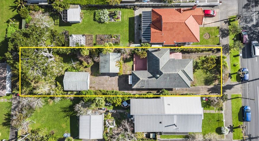  at 60 Walker Road, Point Chevalier, Auckland
