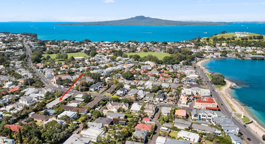  at 3/17 Church Street, Devonport, Auckland