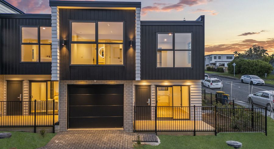  at 12A Hewlett Road, Massey, Waitakere City, Auckland