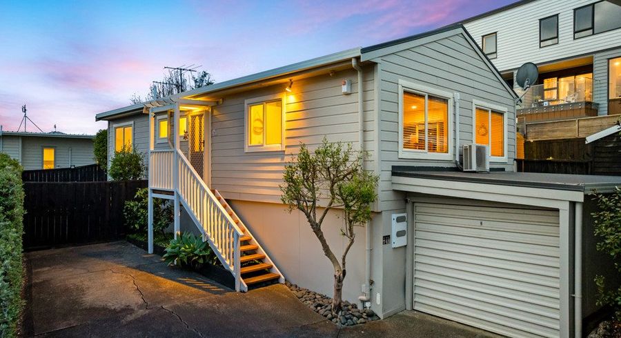  at 2/74 Sunnynook Road, Sunnynook, North Shore City, Auckland